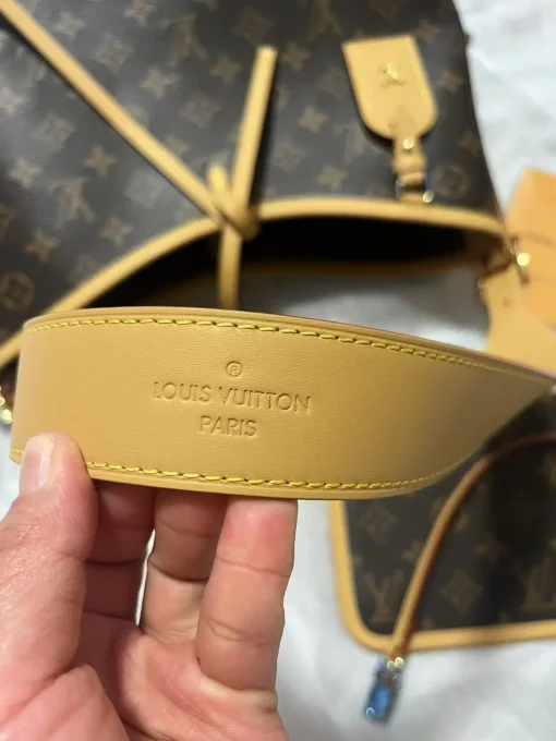 Louis Vuitton Monogram - Image 6