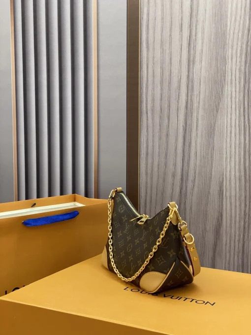 Louis Vuitton  LV - Image 3