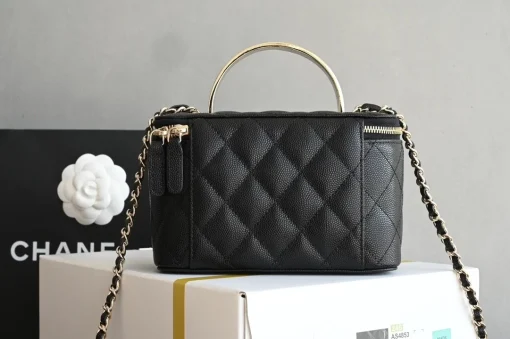 Chanel Vertical Classic Flap Bag - Image 7