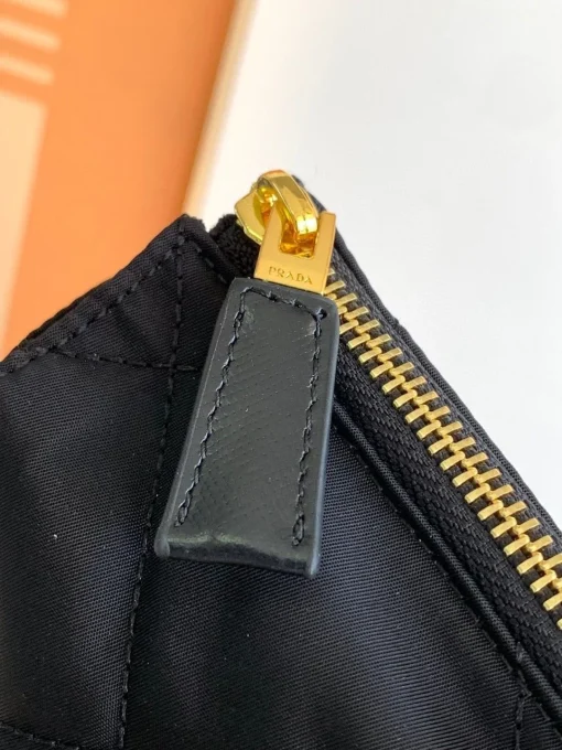 PRADA   Re-Edition - Image 8