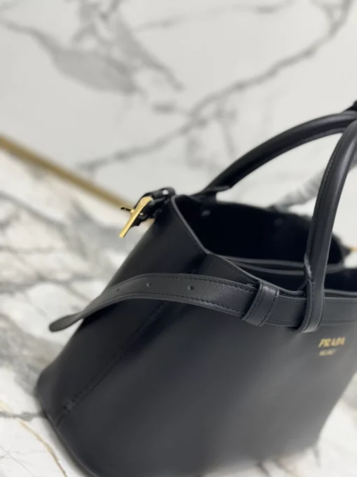 Prada Re-Edition 1995 - Image 7
