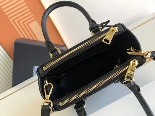 PRADA  Galleria Spriano - Image 6