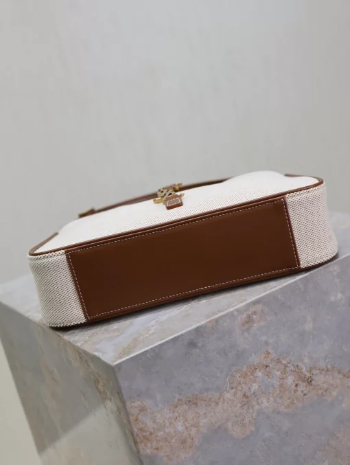 YSL LE 5 À 7 HOBO BAG WITH BLACK HARDWARE - Image 4