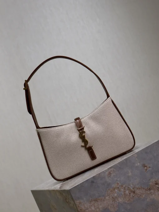 YSL LE 5 À 7 HOBO BAG WITH BLACK HARDWARE - Image 5