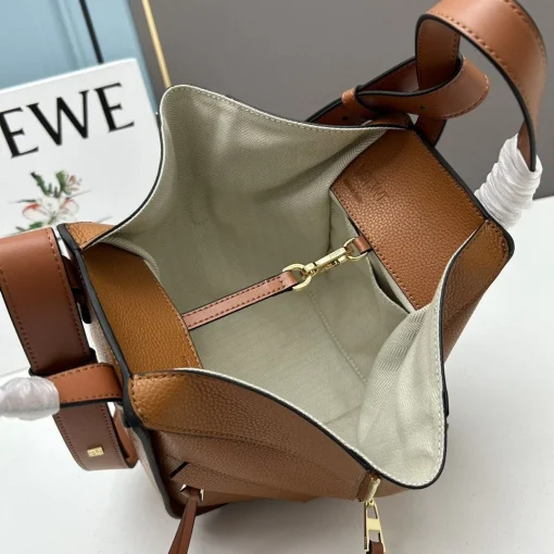 LOEWE Hammock Small Tan Calfskin Multifunctional Shoulder Bag - Image 5