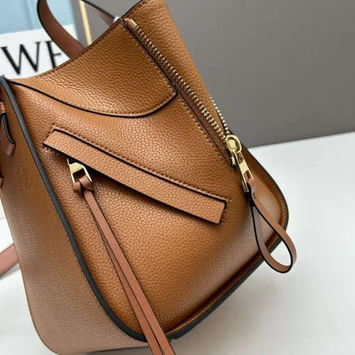 LOEWE Hammock Small Tan Calfskin Multifunctional Shoulder Bag - Image 7