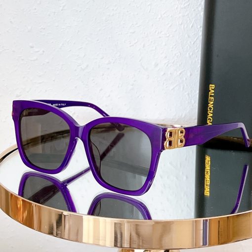Balenciaga. Acetate round-frame sunglasses. In white. - Image 6