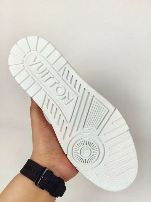 LOUIS VUITTON Trainer - Image 4