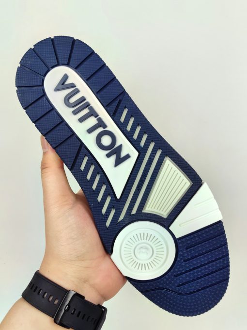 LOUIS VUITTON Trainer - Image 2