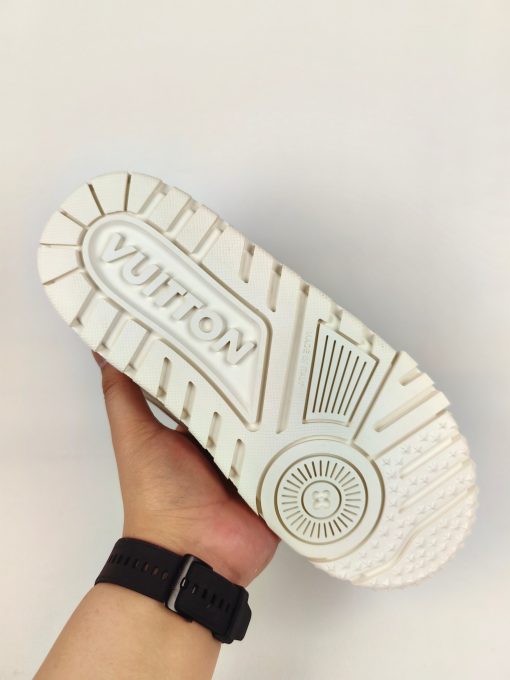 LOUIS VUITTON Trainer Maxi - Image 2