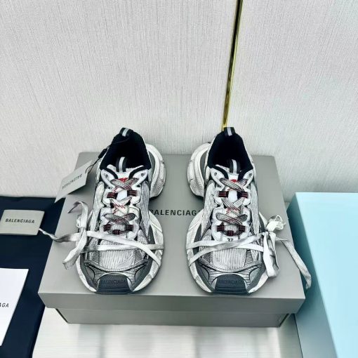Balenciaga  3XL - Image 6