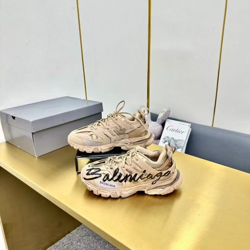 Balenciaga Track Signature - Image 6