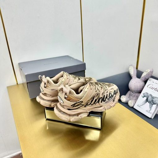 Balenciaga Track Signature - Image 3