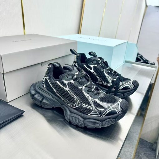 Balenciaga  3XL - Image 9
