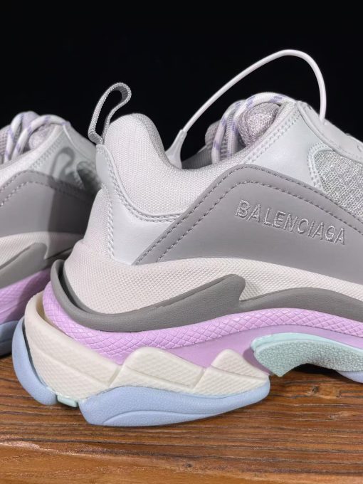 Balenciaga  Triple S - Image 5