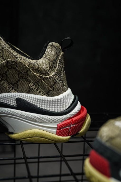 Balenciaga  Triple S - Image 7