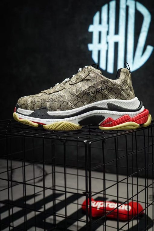 Balenciaga  Triple S - Image 2