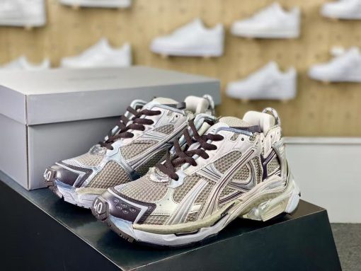 Balenciaga Runner
