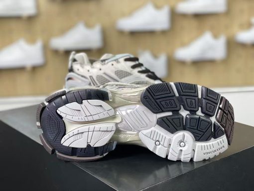 Balenciaga Runner - Image 5