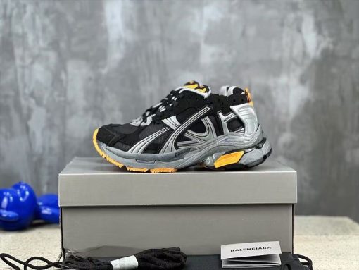 Balenciaga - Image 2