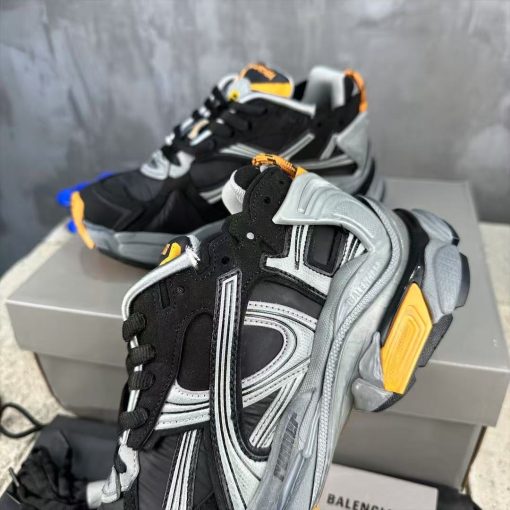 Balenciaga - Image 7