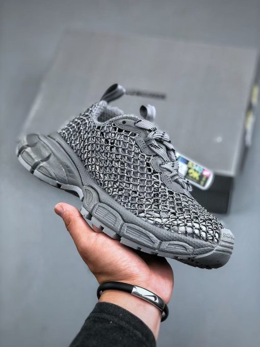 Balenciaga  FISHNET - Image 9