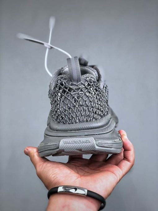 Balenciaga  FISHNET - Image 3