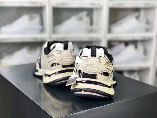 Balenciaga - Image 4