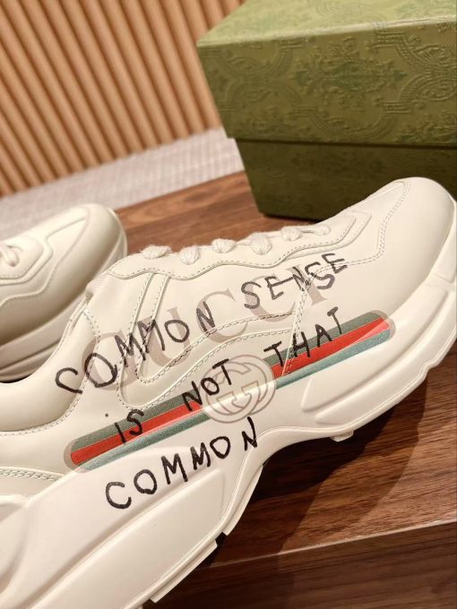 GUCCI  Rhyton